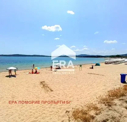 Снимка 2 — Тристаен апартамент в Бургас, Черноморец