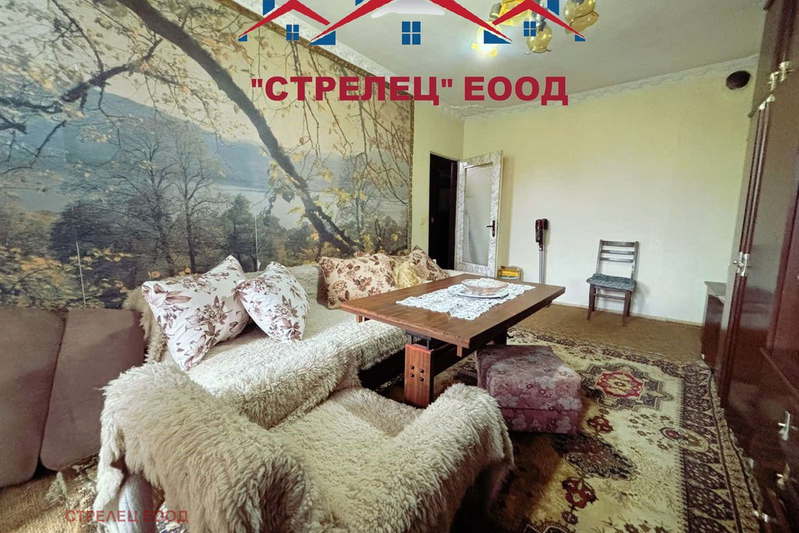 4-bedroom apartment in Dobrich, Balik