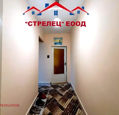 Снимка 4 — Двустаен апартамент с тераса в центъра на Добрич
