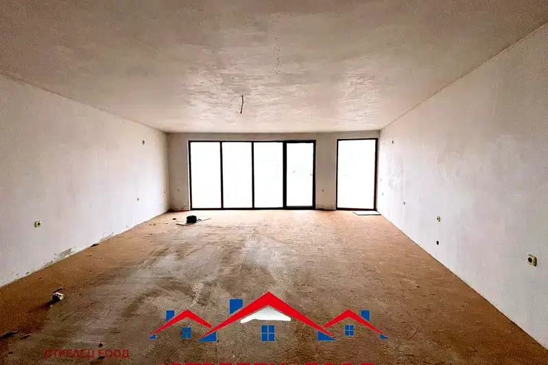 2-bedroom apartment in Dobrich, Centyr
