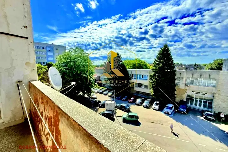 Двустаен апартамент в Добрич, Център