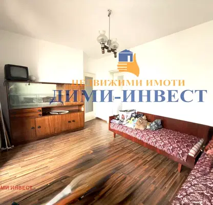 Снимка 3 — Тристаен апартамент в Добрич, Център