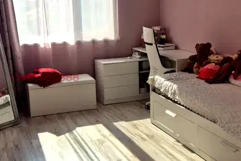 Тристаен апартамент в Добрич, Център
