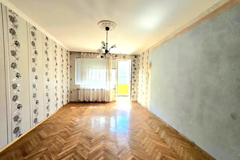 Многостаен апартамент в Добрич, Център
