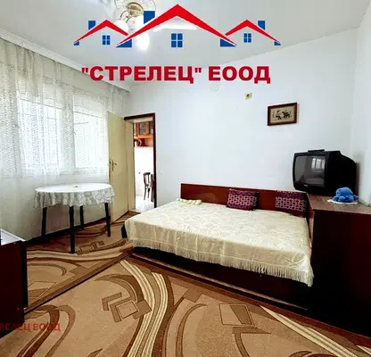 Снимка 2 — Тристаен апартамент с три тераси в Дунавите, Добрич
