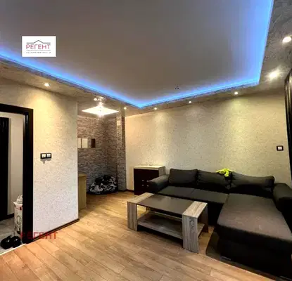 Снимка 2 — Двустаен апартамент в Габрово, Център
