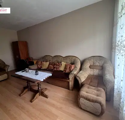 Photo 2 — Three-room apartment in Golo Bardo, Gabrovo with parking space