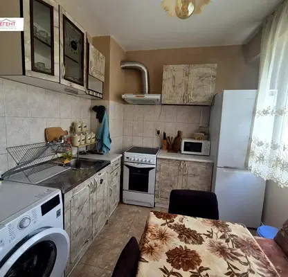 Photo 4 — Three-room apartment in Golo Bardo, Gabrovo with parking space