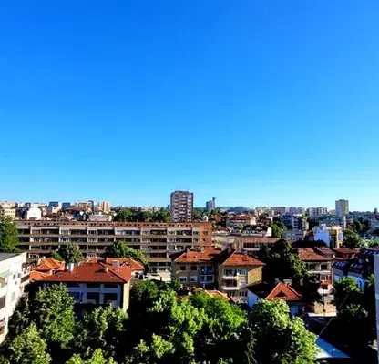 Photo 5 — Four-room apartment in the centre of Haskovo with three balconies