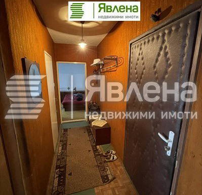 Снимка 3 — Двустаен апартамент в Бургас, Карнобат