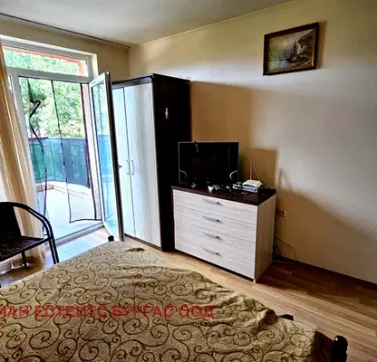 Снимка 4 — Едностаен апартамент в Бургас, к.к. Слънчев бряг