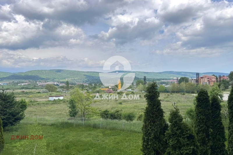 Двустаен апартамент в Бургас, к.к. Слънчев бряг