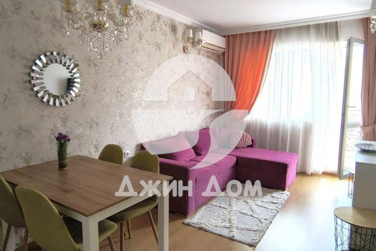 Двустаен апартамент в Бургас, к.к. Слънчев бряг