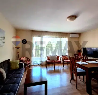 Photo 2 — 3-bedroom apartment in Zlatni Pyasyci