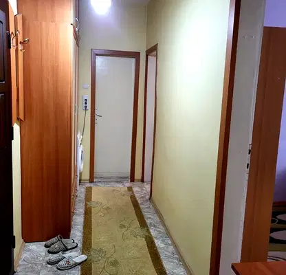 Снимка 3 — Двустаен апартамент в Кърджали, Център