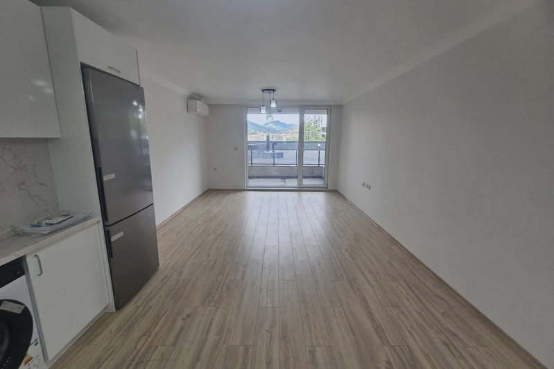 3-bedroom apartment in Kyrdjali, Centyr
