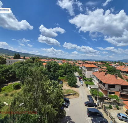 Photo 2 — 4-bedroom apartment in Kyustendil, Mogilata