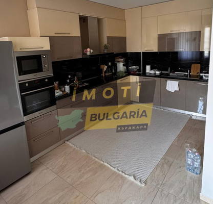 Photo 2 — 3-bedroom apartment in Kyrdjali, Momchil