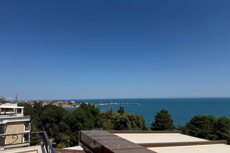 5-bedroom apartment in Oblast Burgas, Nesebyr