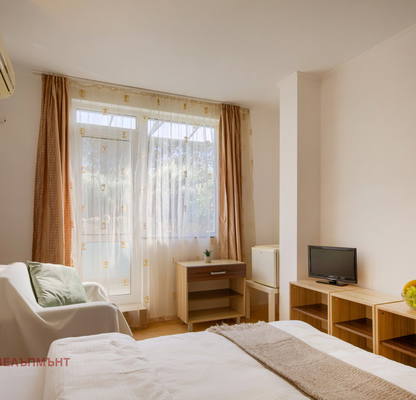 Photo 2 — 2-bedroom apartment in Oblast Burgas, Nesebyr