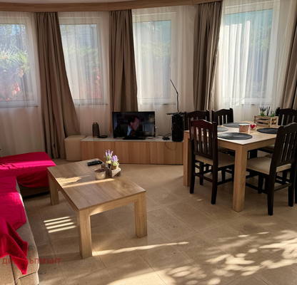 Photo 2 — 3-bedroom apartment in Oblast Burgas, Nesebyr