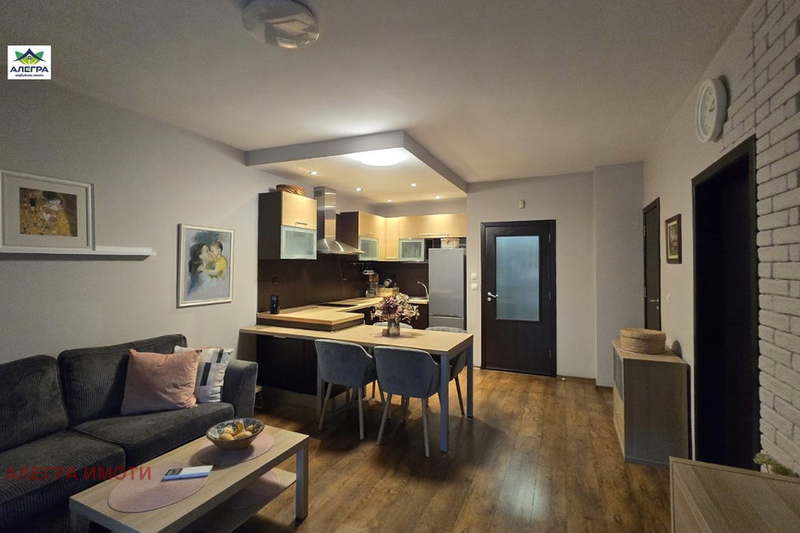 2-bedroom apartment in Pazardjik, Centyr