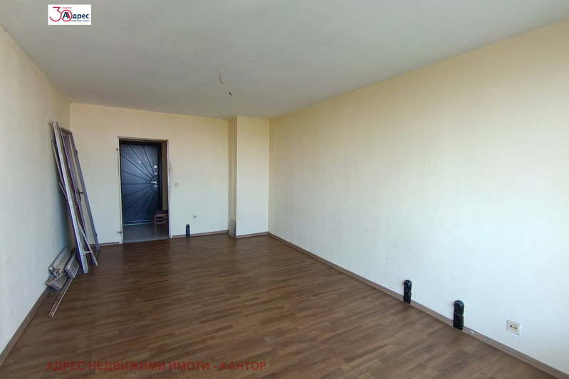 2-bedroom apartment in Pazardjik, Idealen Centyr