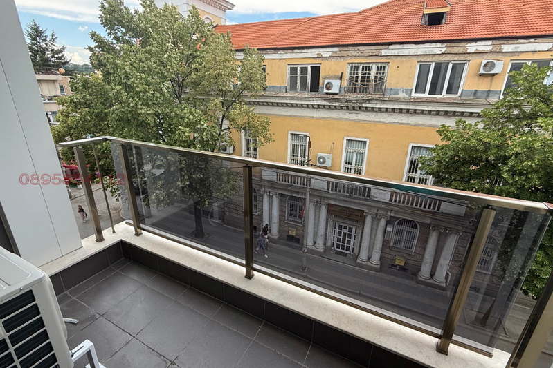 2-bedroom apartment in Pernik, Centyr