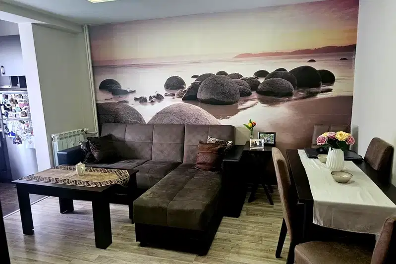 3-bedroom apartment in Pernik, Iztok