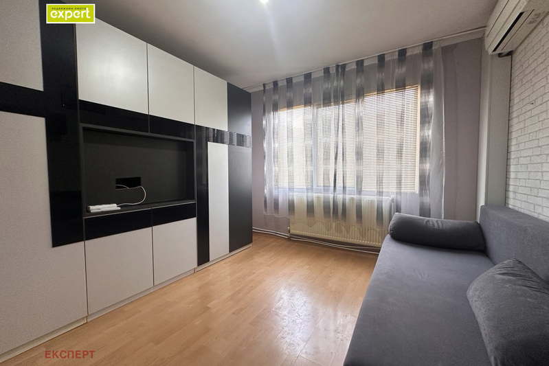 Двустаен апартамент в Плевен, Дружба 3