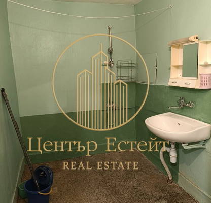 Снимка 4 — Едностаен апартамент в Плевен, Идеален център