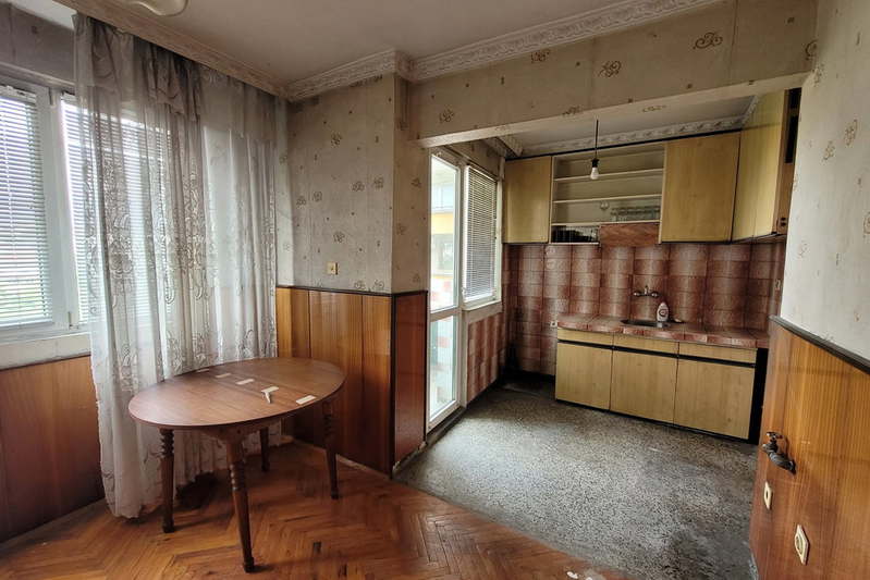 3-bedroom apartment in Pleven, Shirok Centyr