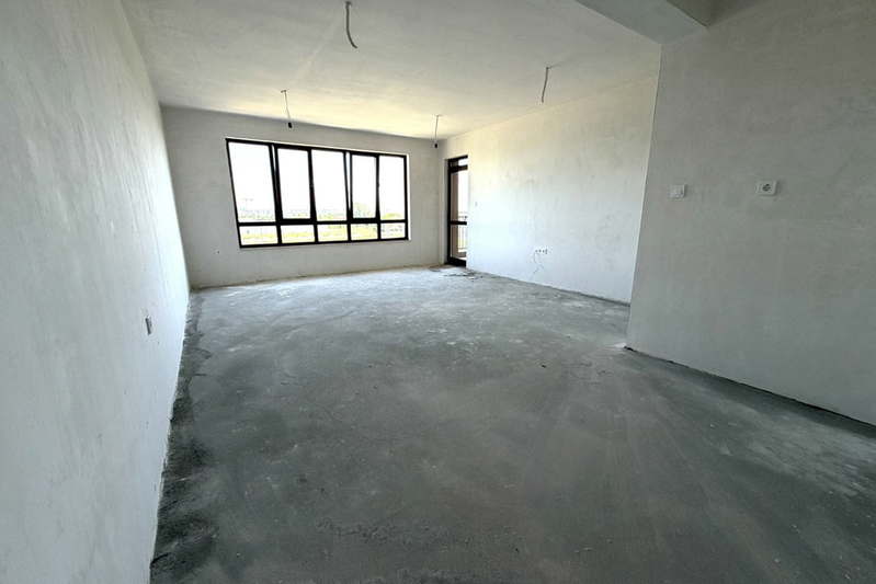 3-bedroom apartment in Plovdiv, Belomorski