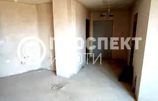 Двустаен апартамент в Център на Пловдив с тераса