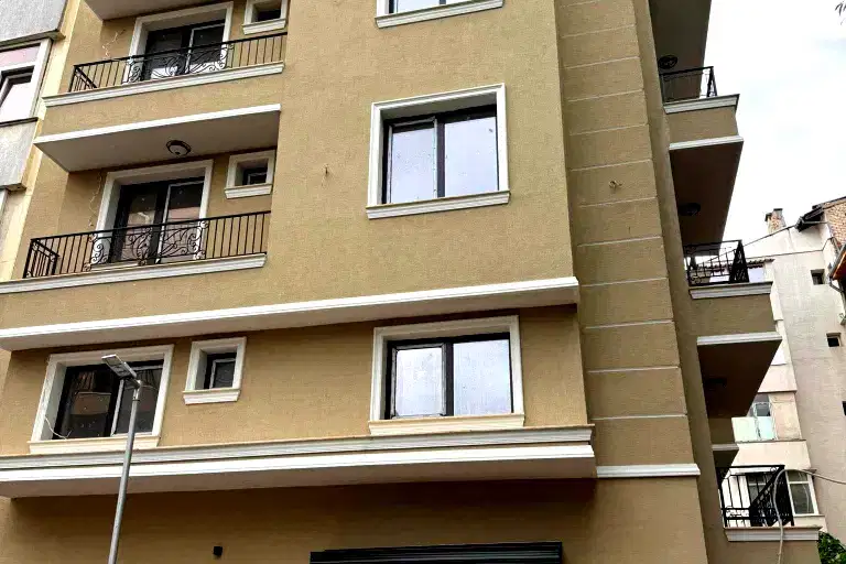 3-bedroom apartment in Plovdiv, Centyr
