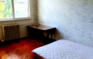Тристаен апартамент с тераса в кв. Каменица 1, Пловдив