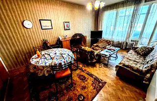 Тристаен апартамент в Център, Пловдив с панорамна гледка