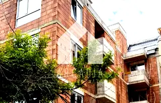 Тристаен апартамент в Център, Пловдив с тераса