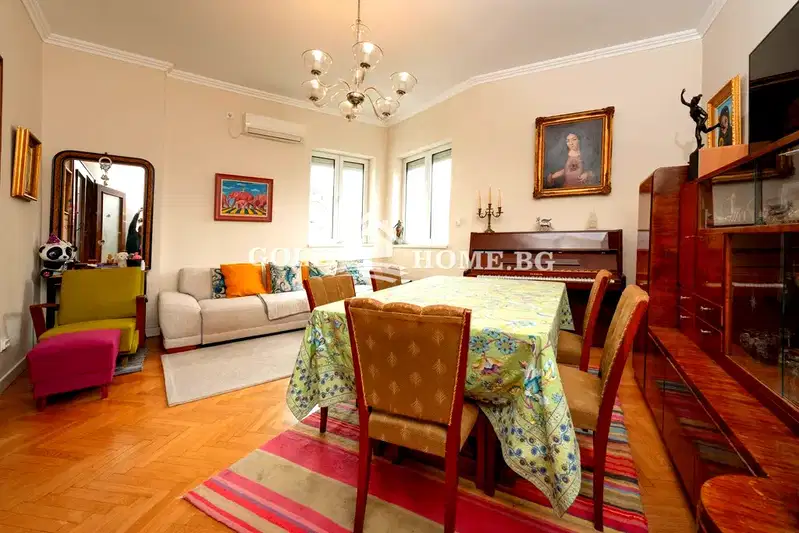 4-bedroom apartment in Plovdiv, Centyr