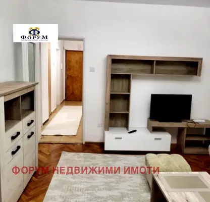 Снимка 2 — Двустаен апартамент в Център, Пловдив с асансьор