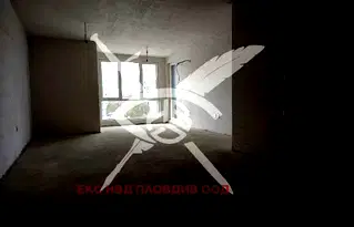 Тристаен апартамент 122 кв.м в Гагарин, Пловдив с тераси