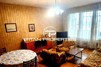 Четиристаен апартамент с две тераси в Каменица 1, Пловдив