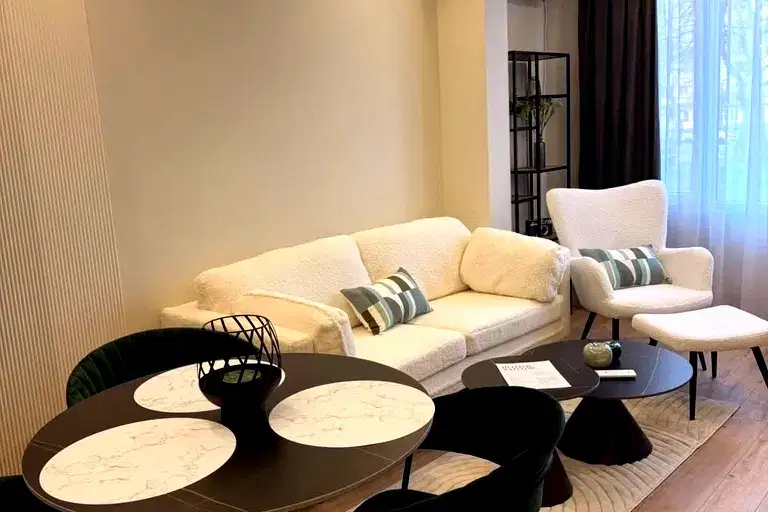 3-bedroom apartment in Plovdiv, Kamenica 1