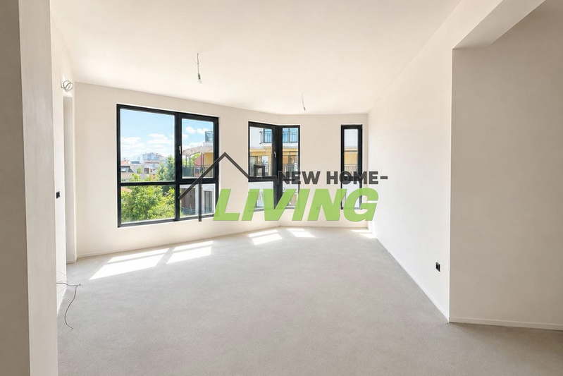 Two-room apartment in Karsiyaka with terrace and elevator