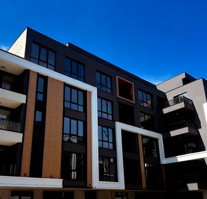 Снимка 4 — Тристаен апартамент в Кършияка с паркомясто и асансьор