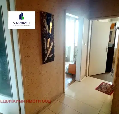 Снимка 3 — Тристаен апартамент с две тераси в Кършияка, Пловдив