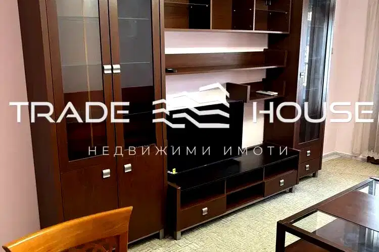 3-bedroom apartment in Plovdiv, Kyrshiyaka