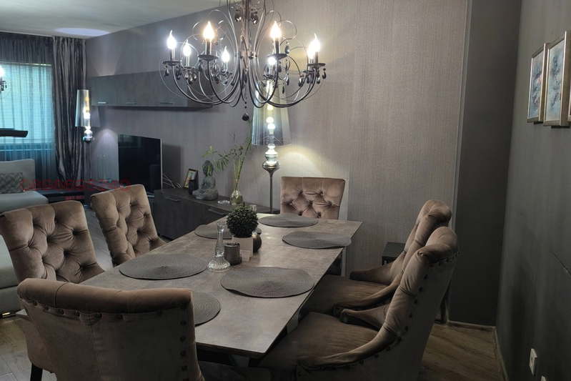 3-bedroom apartment in Plovdiv, Kyrshiyaka