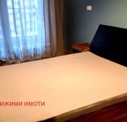 Снимка 4 — Двустаен апартамент в Кючук Париж с паркомясто и асансьор
