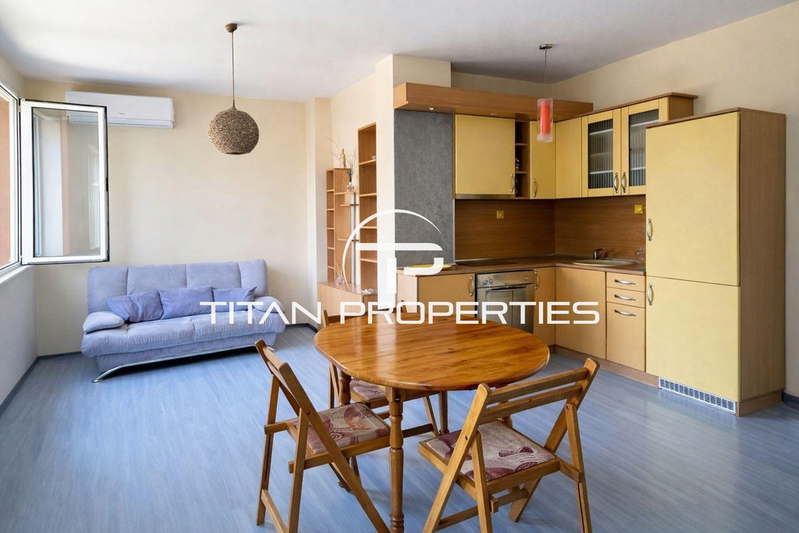 Two-room apartment in Kyuchuk Parij with terrace, Plovdiv